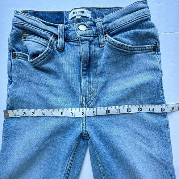 RE/DONE Originals 70s Straight in Mid 90s color size 24 - Picture 14 of 16